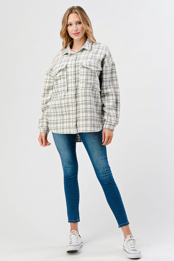 YURA OVERSIZED PLAID SHACKET IN SOFT FLEECE