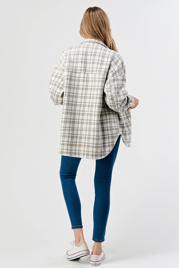 YURA OVERSIZED PLAID SHACKET IN SOFT FLEECE