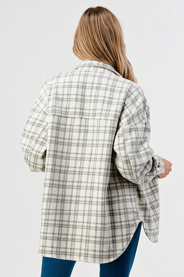 YURA OVERSIZED PLAID SHACKET IN SOFT FLEECE